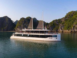 Jade Sails Luxury Day Tour Halong bay