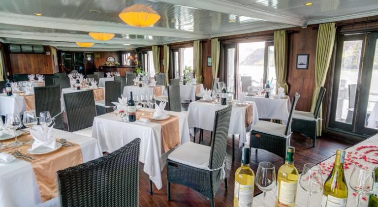 bhaya cruise halong bay