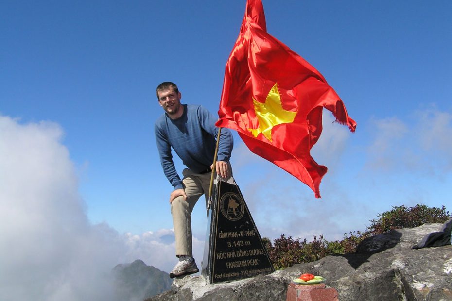 trekking fanispan peak